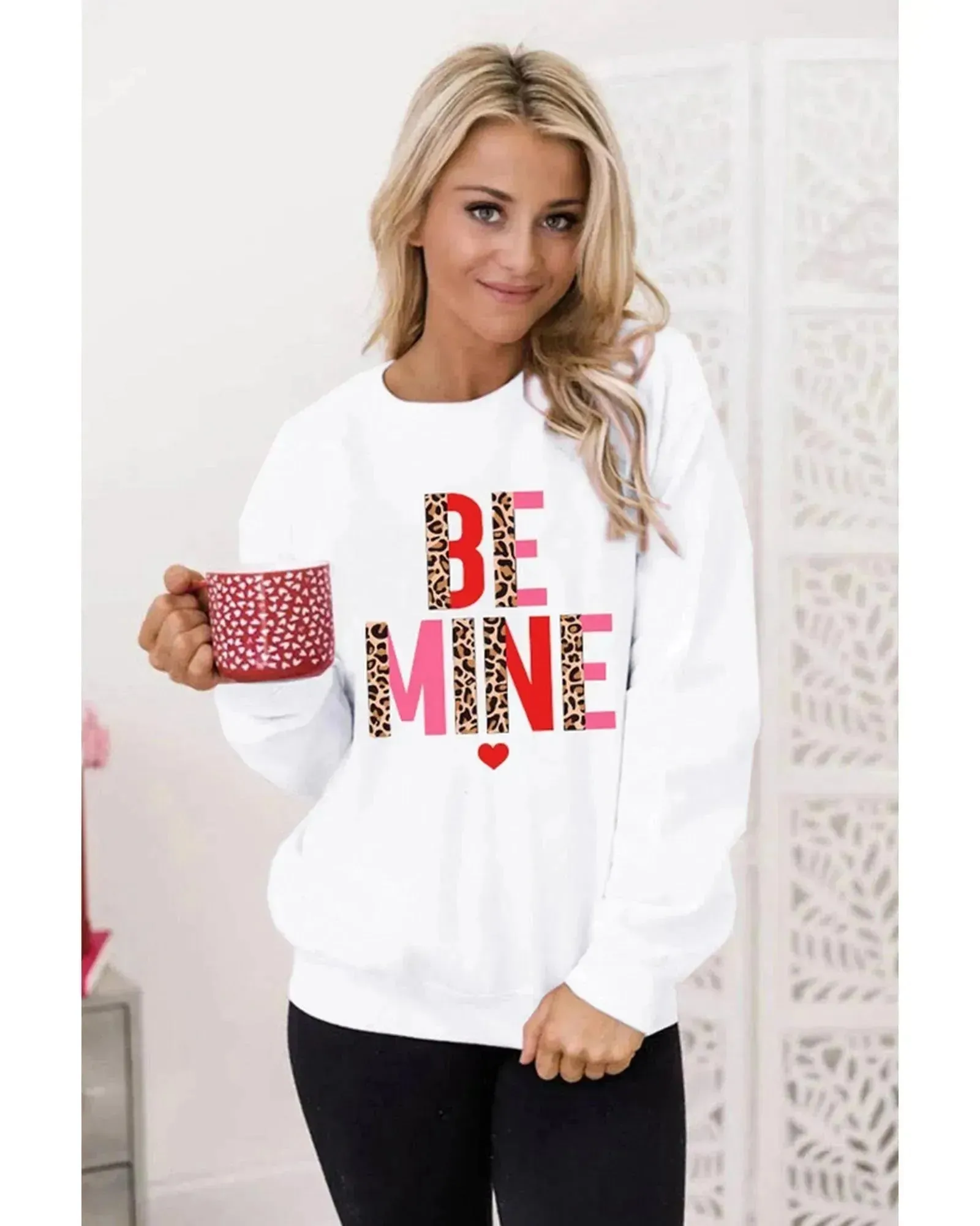 Azura Exchange Leopard Heart Print Long Sleeve Sweatshirt - M