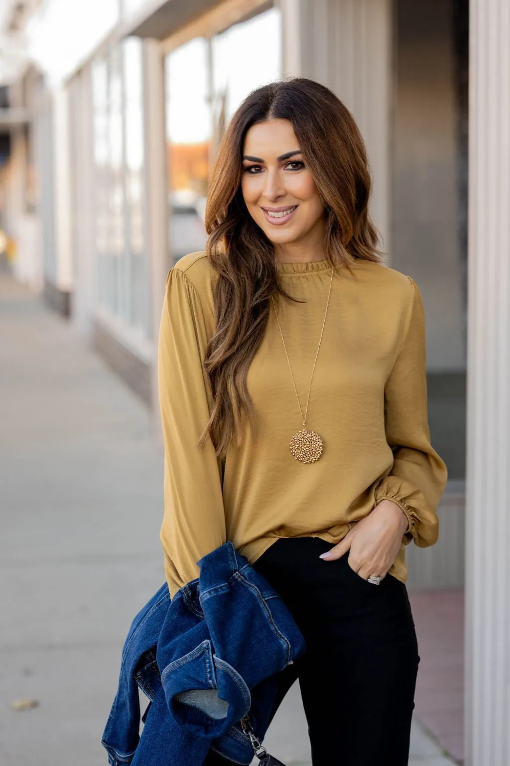 Elegant Cinched Trim Blouse