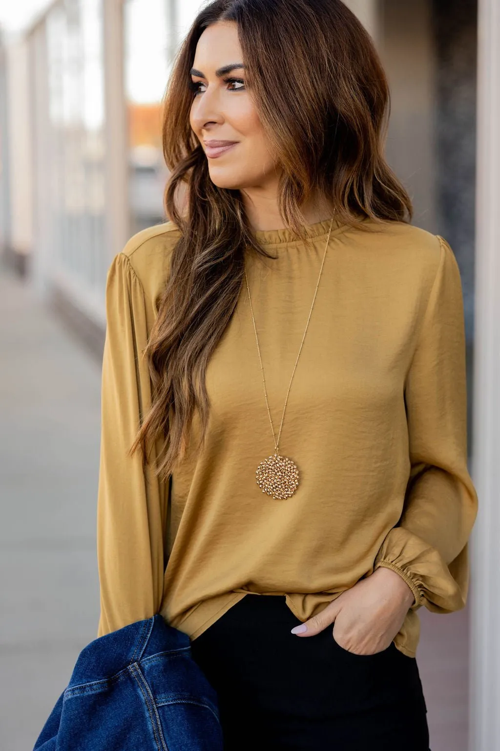 Elegant Cinched Trim Blouse