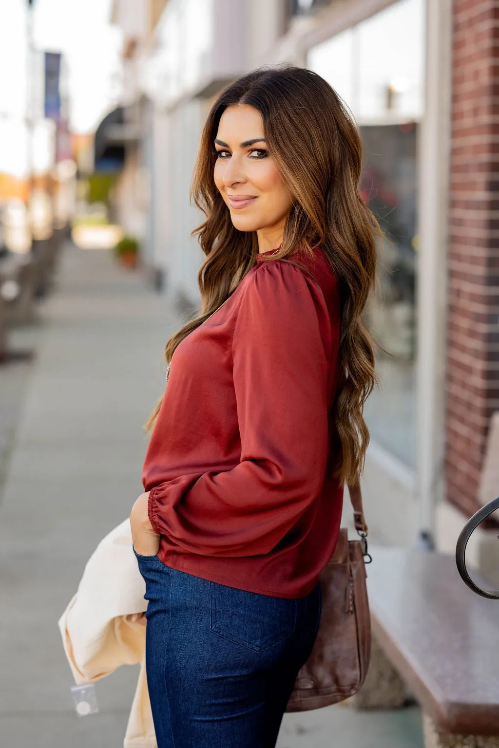 Elegant Cinched Trim Blouse