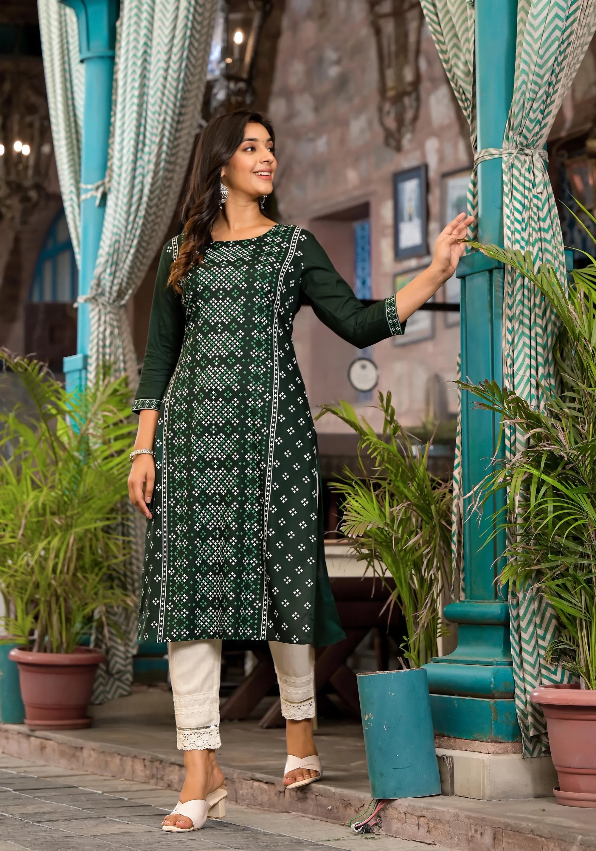 Green Ethnic Motif Printed Round Neck  Liva Rayon Kurta With Straight Hemline