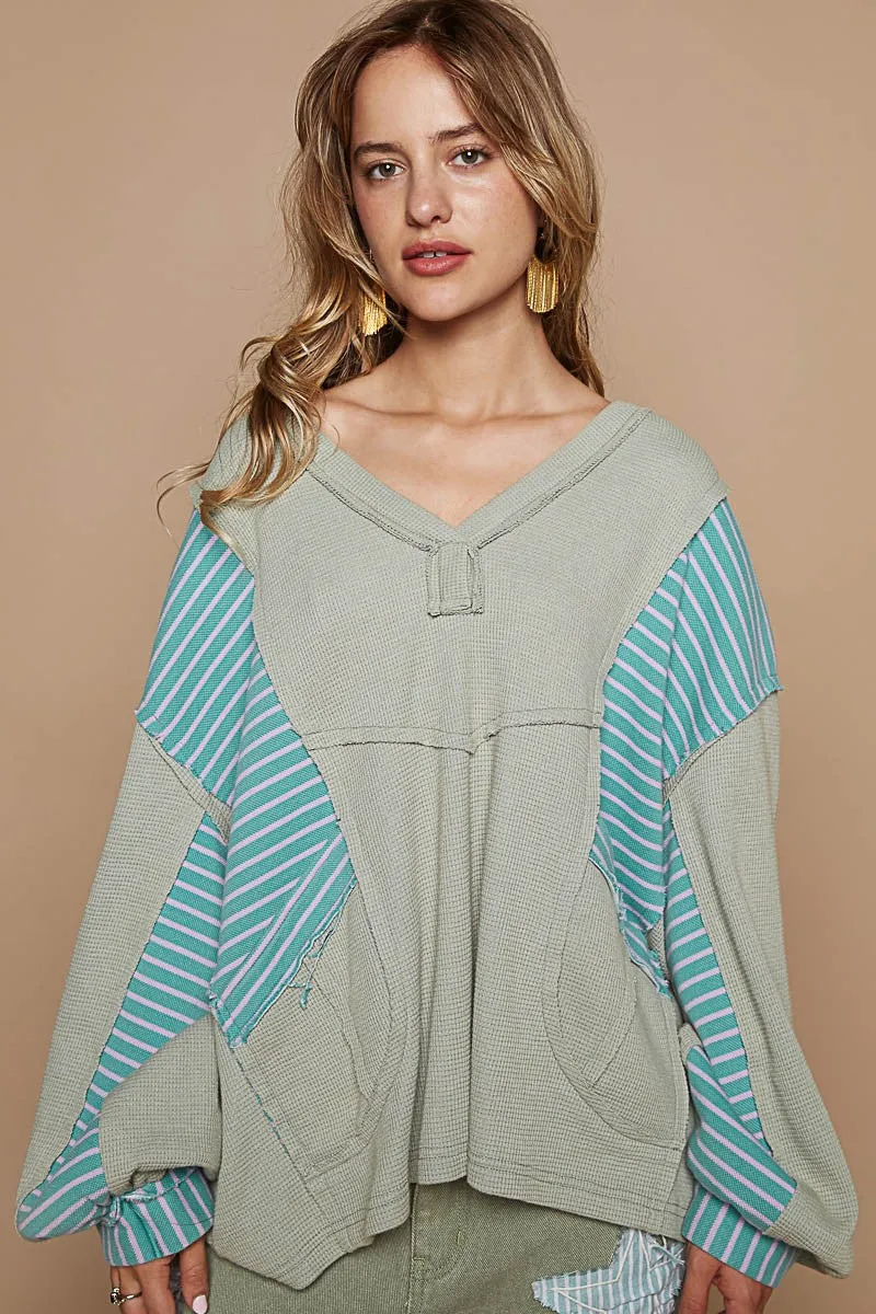 Oversized V-Neck Bubble Sleeve knit Top