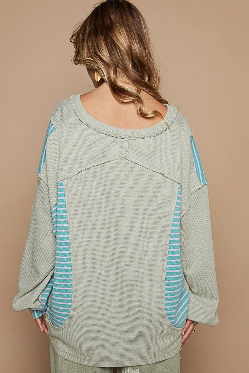 Oversized V-Neck Bubble Sleeve knit Top