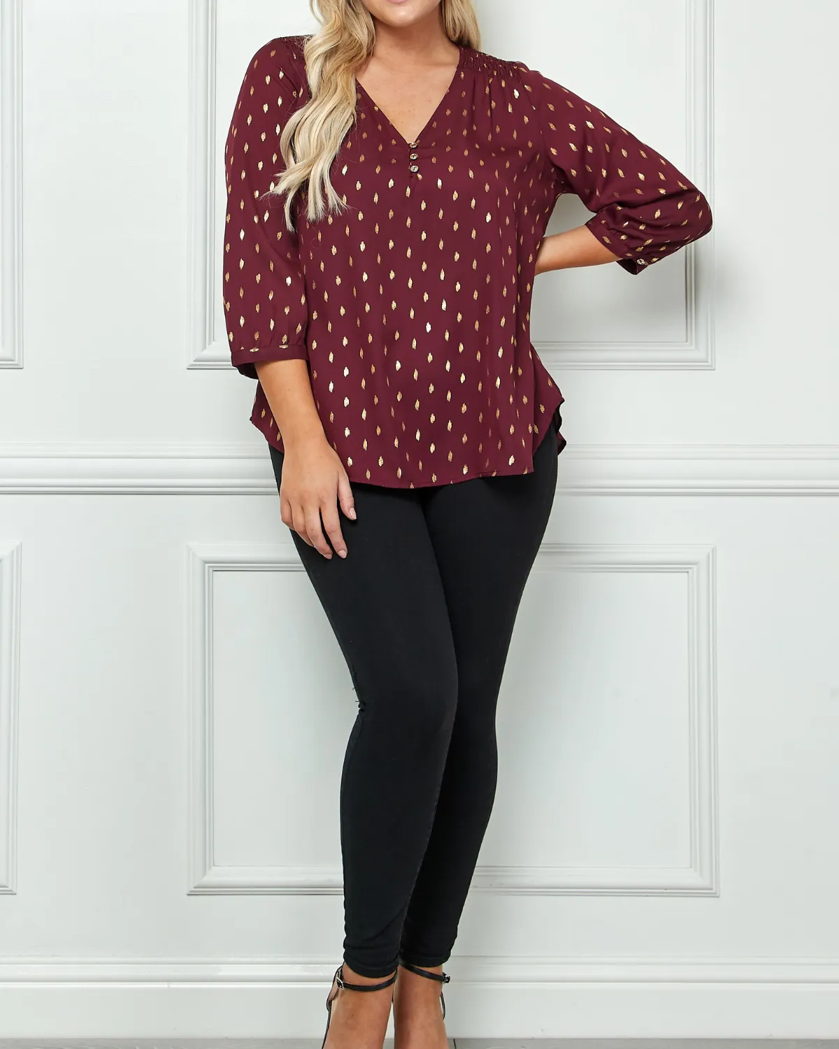 Winslow Plus Size V-Neck Dash Foil Blouse - G2226100fx