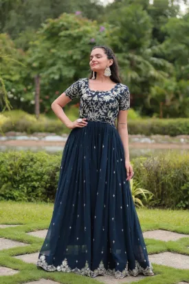 WOMAN STYLISH LUXURY  NAVY BLUE AND EMBROIDERY GOWN