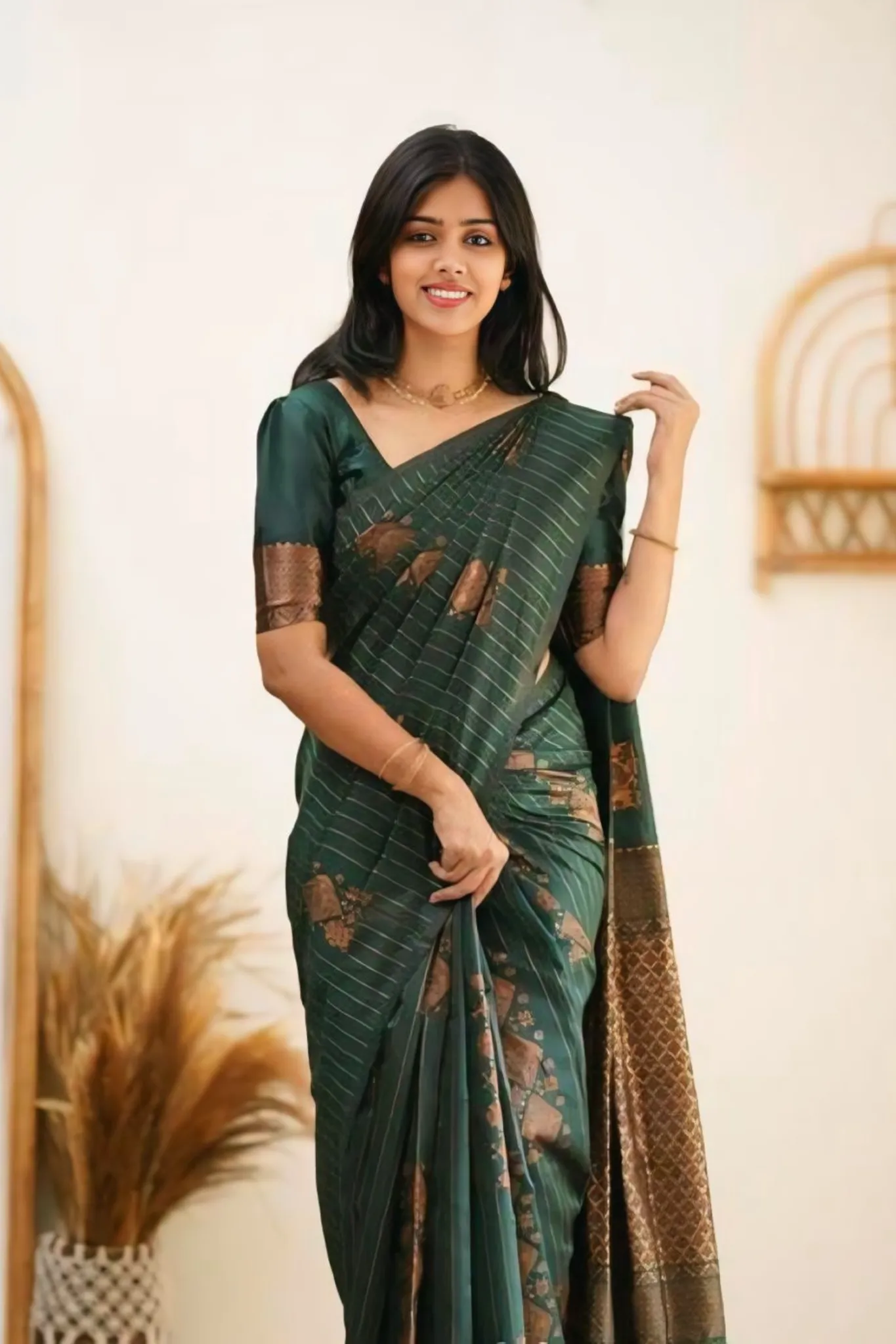 WOMAN’S BEAUTIFULLY DESIGNED TRADITIONAL INDIAL CULTURAL SAREE